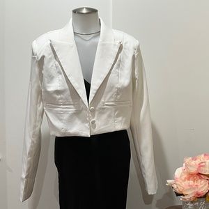 NEW WHITE CROP BLAZER